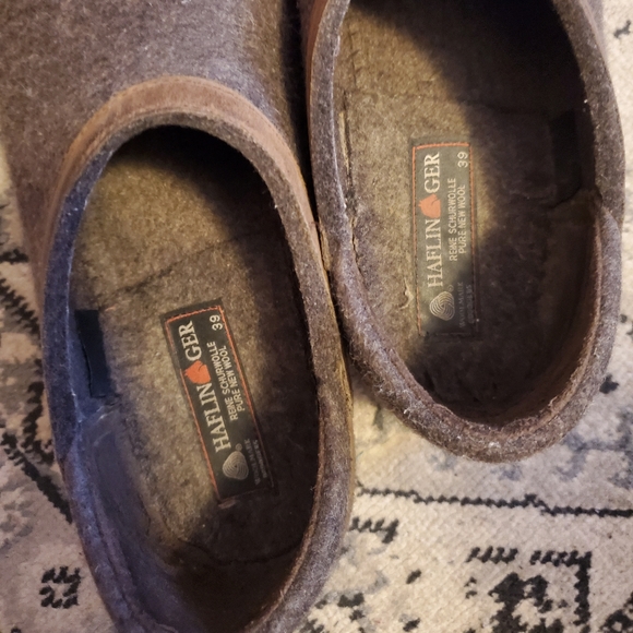MOVING SALE! Haflinger wool clogs - Picture 3 of 8